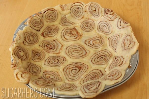 Cinnamon Bun Pecan Pie | SugarHero.com
