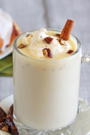 Close up of Cinnamon Bun White Hot Chocolate.
