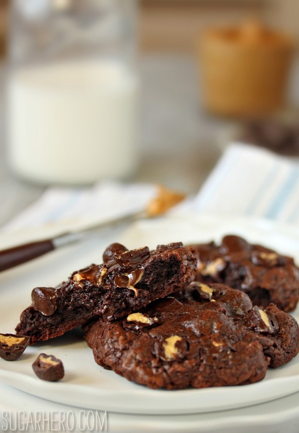 Gooey Chocolate Peanut Butter Cup Cookies | SugarHero.com