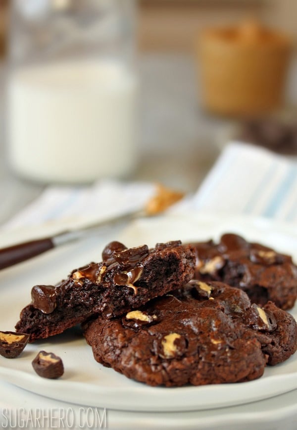 Gooey Chocolate Peanut Butter Cup Cookies | SugarHero.com Gooey Chocolate Peanut Butter Cup Cookies | SugarHero.com