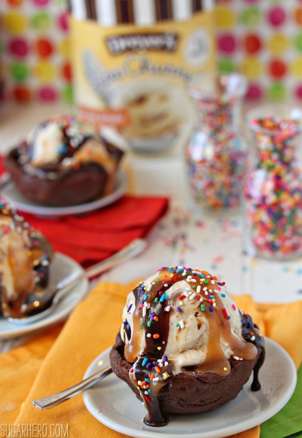 Chocolate Cookie Ice Cream Cups | SugarHero.com