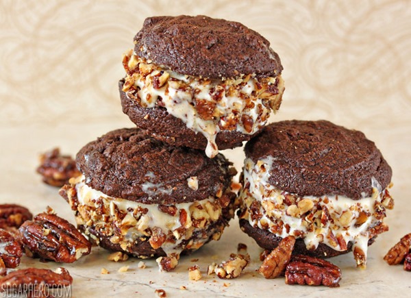 Spicy Chocolate Ice Cream Sandwiches | SugarHero.com