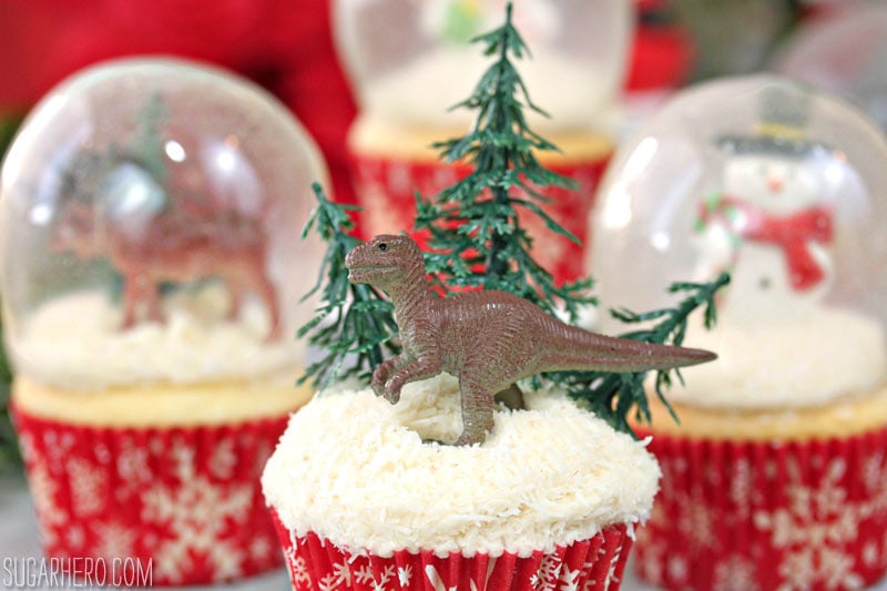 Snow Globe Cupcakes with Gelatin Bubbles - every part of these snow globes is entirely edible! | From SugarHero.com
