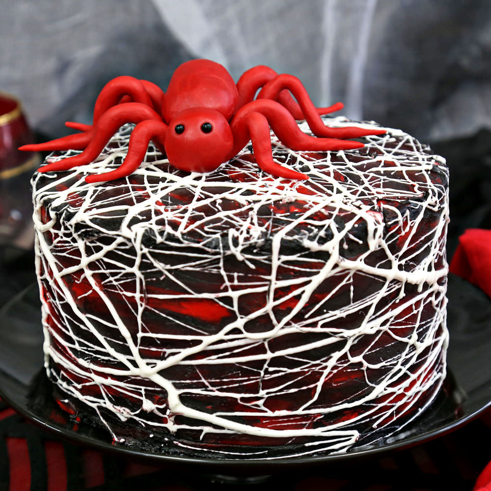 Spiderweb Chocolate Cake with Vanilla Frosting | Halloween Party Food
