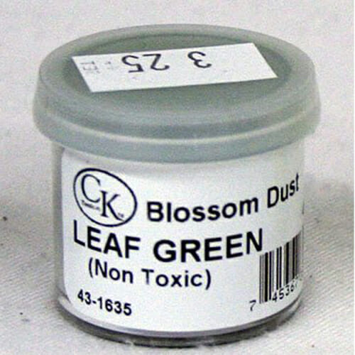 Leaf Green Blossom Dust | From SugarHero.com
