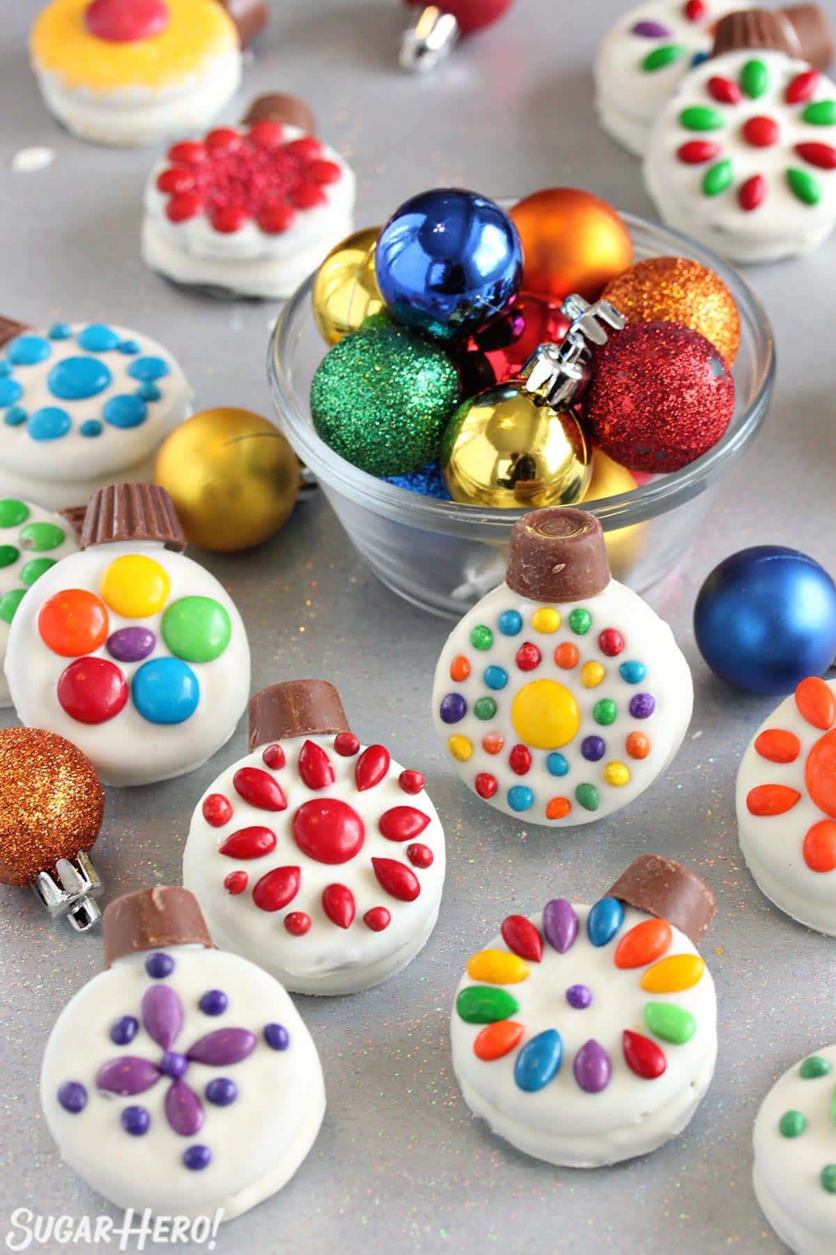 Oreo Cookie Christmas Ornaments - SugarHero