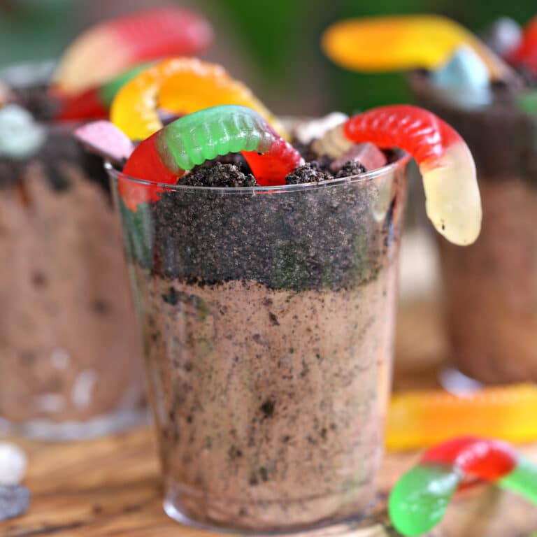 Dirt Pudding Cups (Dirt Dessert) SugarHero