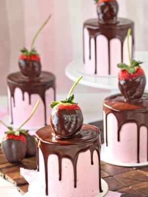 cropped-chocolate-covered-strawberry-cake-8-scaled-1.jpg