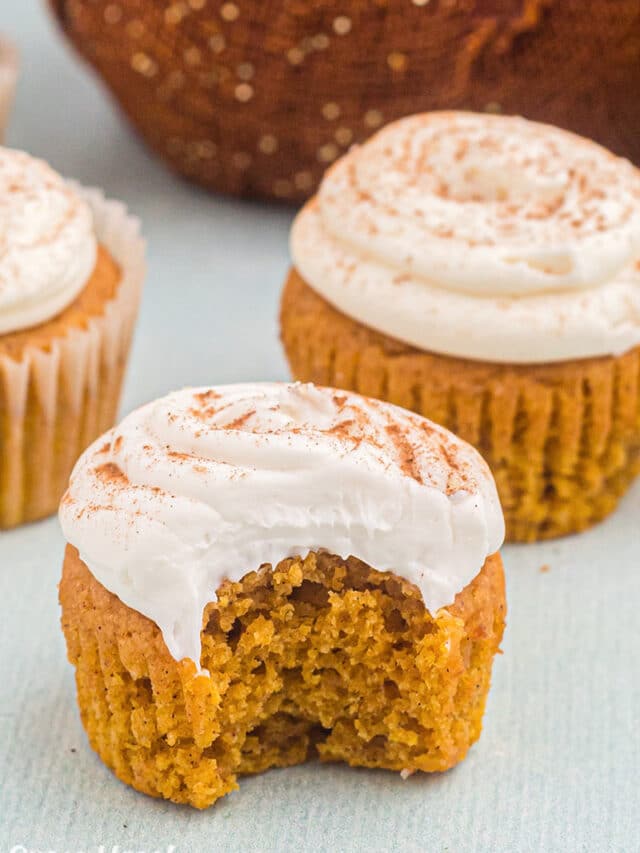 Ultramoist Pumpkin Spice Cupcakes SugarHero