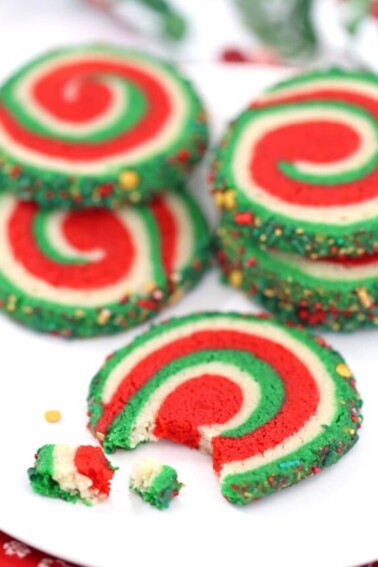 cropped-christmas-pinwheel-cookies-8.jpg