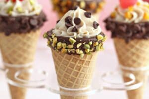 Photo of Cannoli Cones with text overlay for Pinterest.