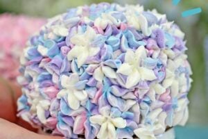 Photo of Hydrangea Cakes with text overlay for Pinterest.