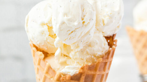 No-Churn Vanilla Ice Cream