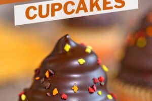 Photo of Pumpkin Spice Hi-Hat Cupcakes with text overlay for Pinterest.