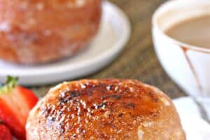 Photo of Crème Brûlée Donuts with text overlay for Pinterest.