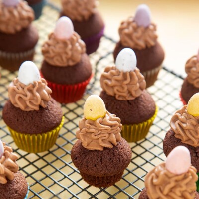 Close up of Mini Easter Cupcakes for Easter Cupcake Round up.