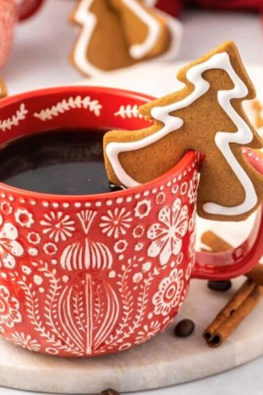 Gingerbread Cookie Mug Toppers thumbnail
